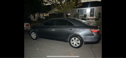 2007 Toyota Camry - needs new engine