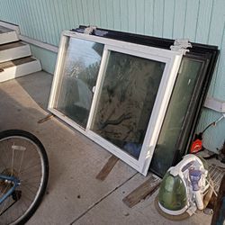 Double Pane Vinyl Window