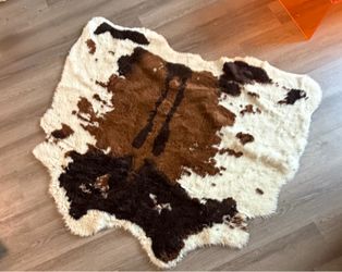 Faux Fur cow hide area rug