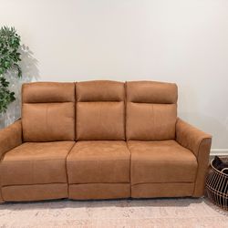 Reclining sofa and love seat set!