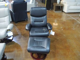 Barcalounger Dawson Black Leather Recliner and Ottoman - Frampton Black | Reclining Chair | Footstool