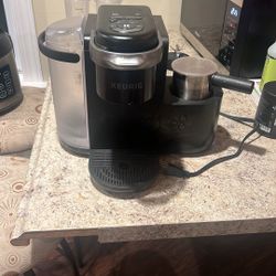 Keurig coffee/latte/cappuccino Machine 