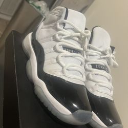 Concord 11s Size 7