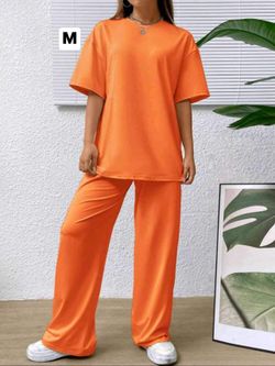 New women’s 2 piece set size medium