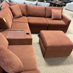 Stylish Entertainment Cozy Sectional!