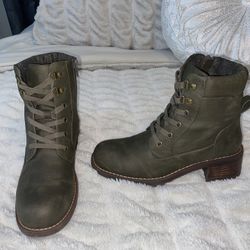 Combat Boots 