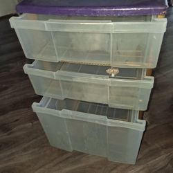 Cajonera De Plastico En Buenas Condiciones 