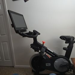NordicTrak Excercise bike S22i Commercial Studio bike $700OBO Make a offer