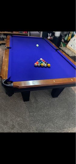Pool table