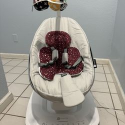4Moms Mamaroo Multi-Motion Baby Swing W/ Infant Insert