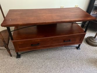 TV stand / Coffee table, like new