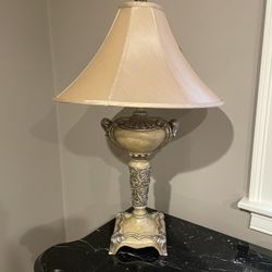 Set Of 2 Lamps W/shade