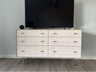 West Elm Quinn 6-Drawer Dresser
