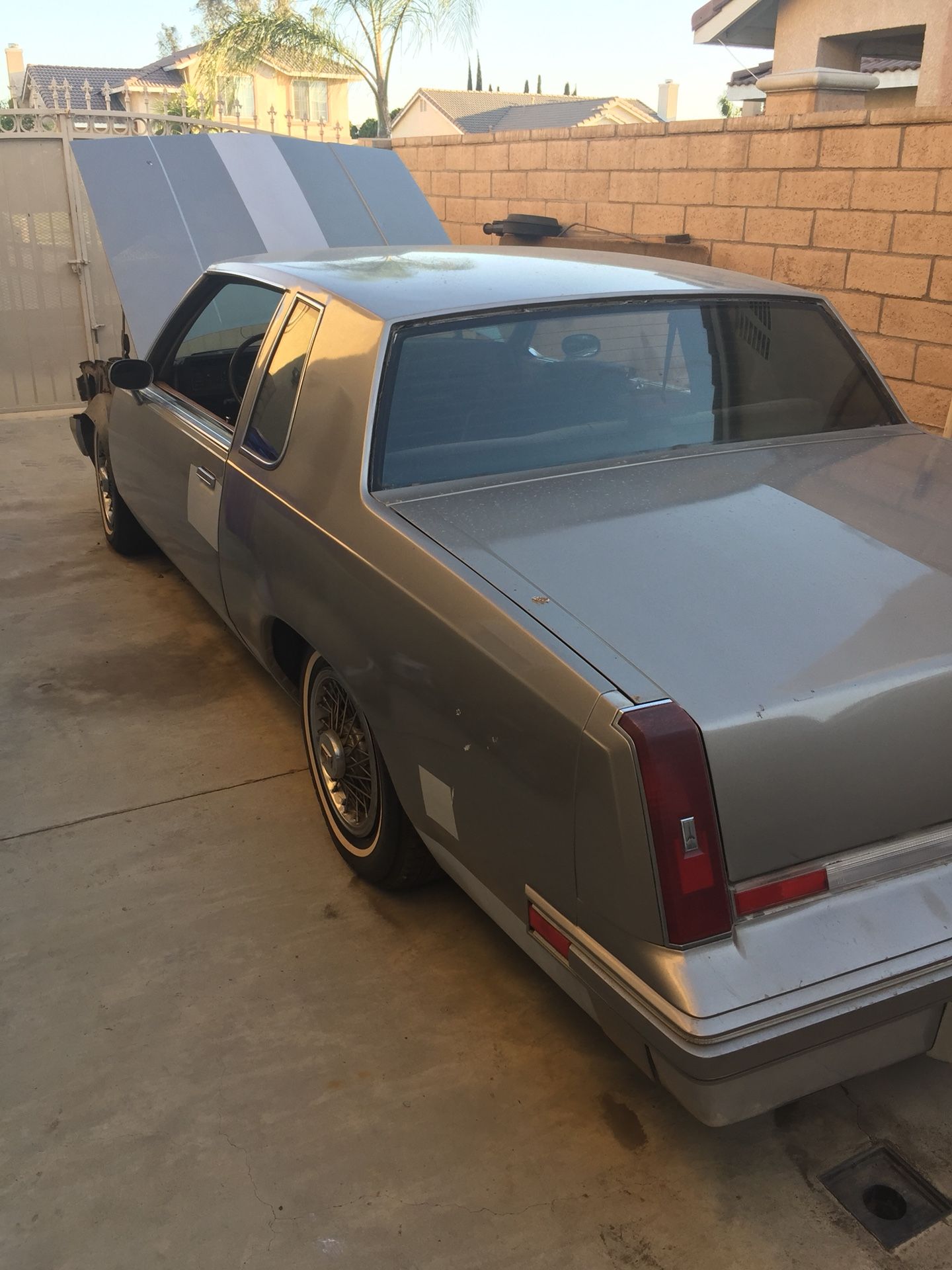 Oldsmobile cutlass supreme G Body parts