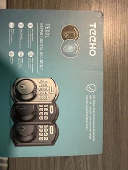 Digital deadbolt door lock