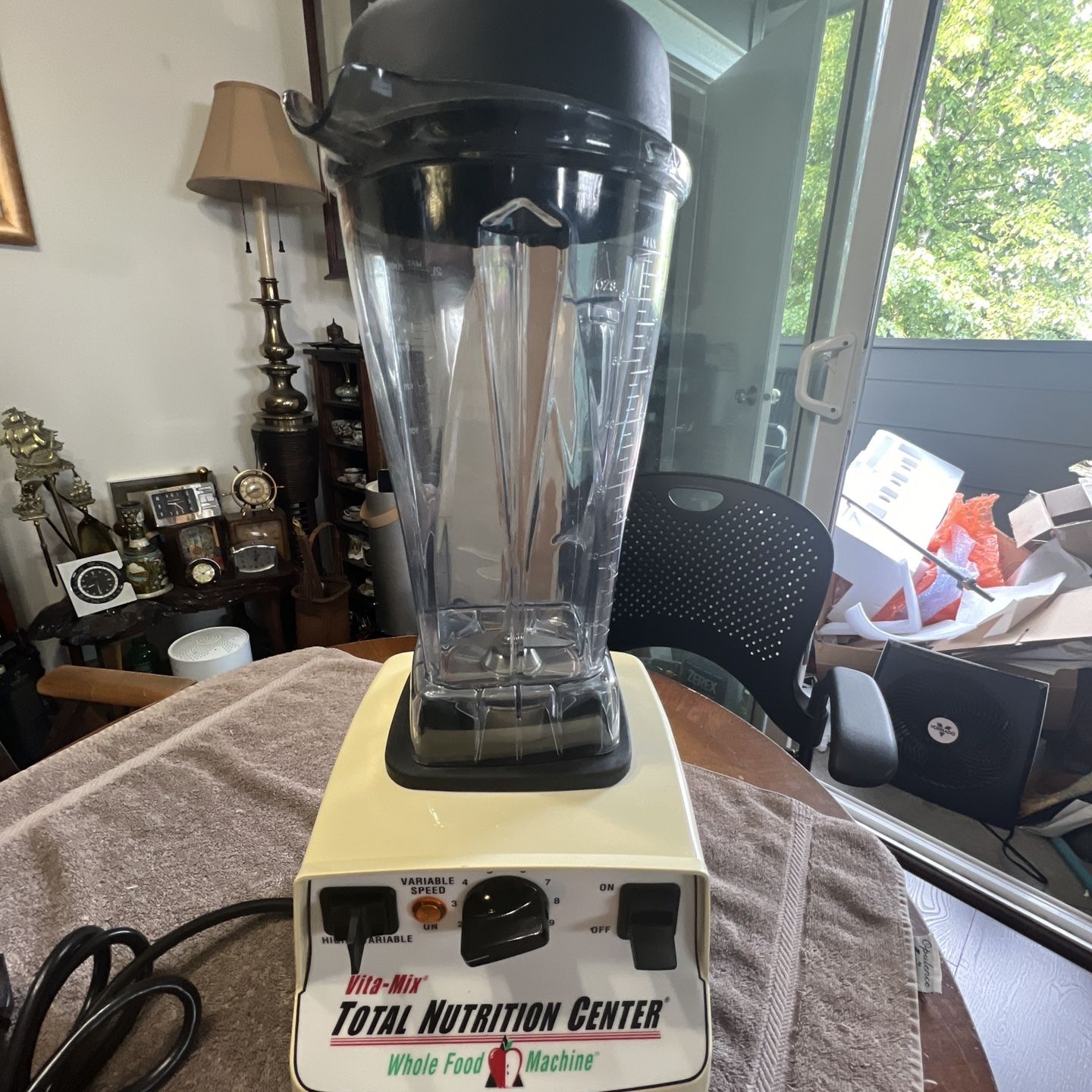 VITAMIX Total Nutrition Center Blender VM0103- various speed with