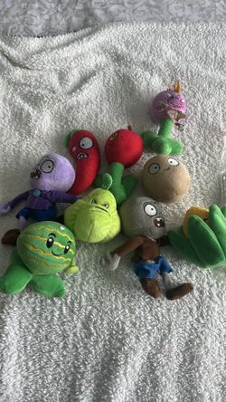 Plant vs Zombies toy plush etc