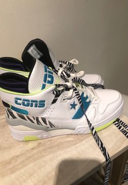 Brand new converse 8 1/2