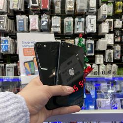 IPHONE SE 2ND GEN FULLY UNLOCKED