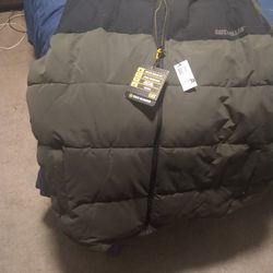 Men's Caterpillar Puffer Vest