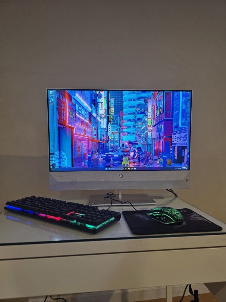 HP Pavilion All-in-One Computer 27 in WIN 11 Pro GAMING 