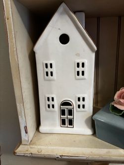 White Ceramic House Tealight Holder