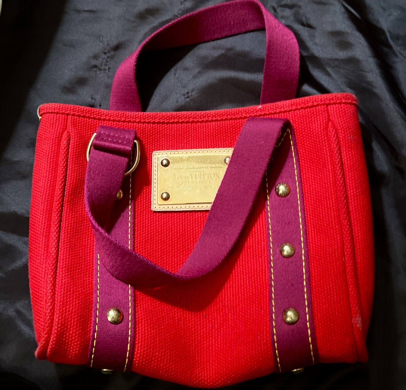 Authentic Louis Vuitton PM Antigua, Red Tote, Almost New Condition