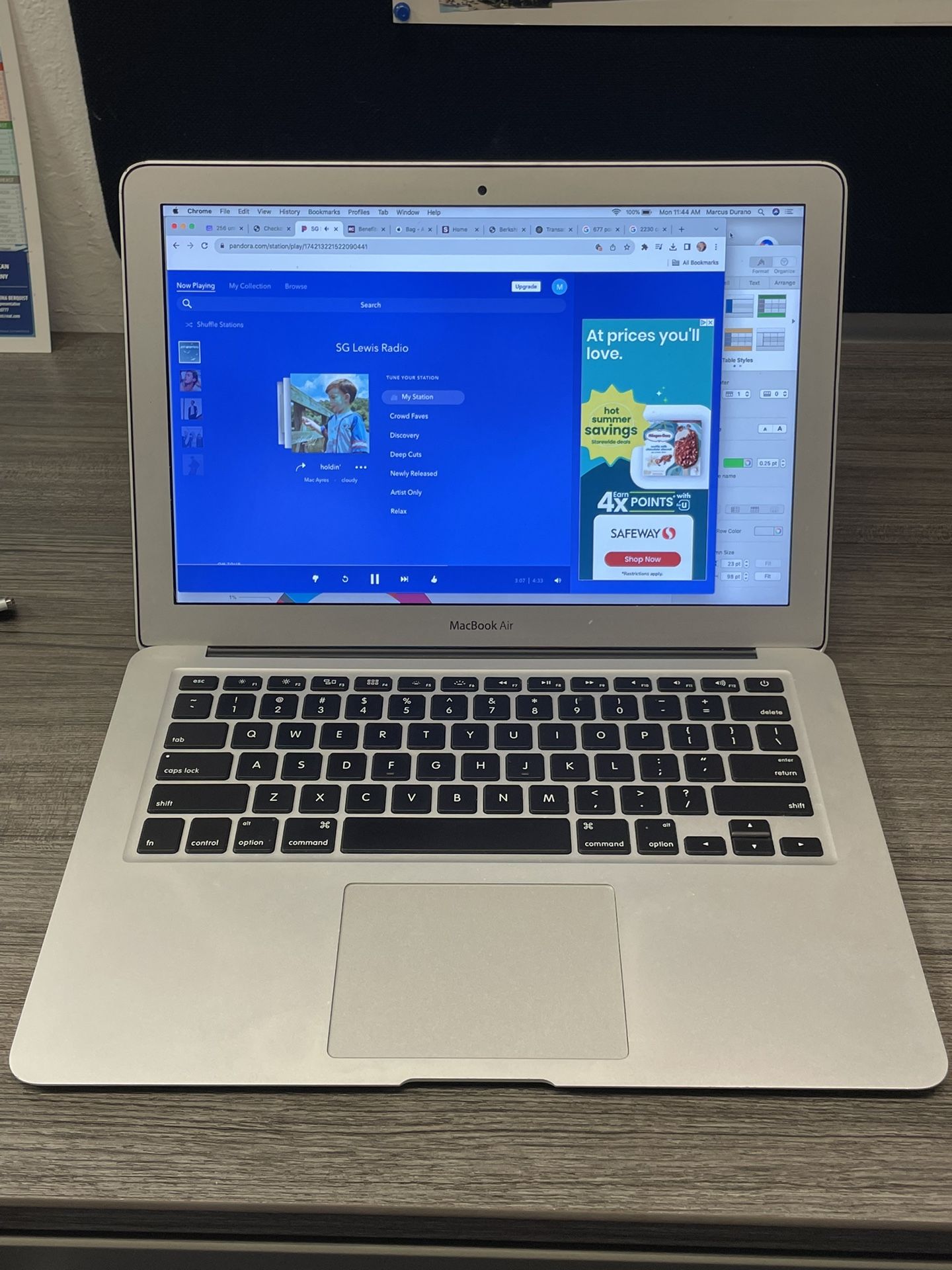 MacBook Air
