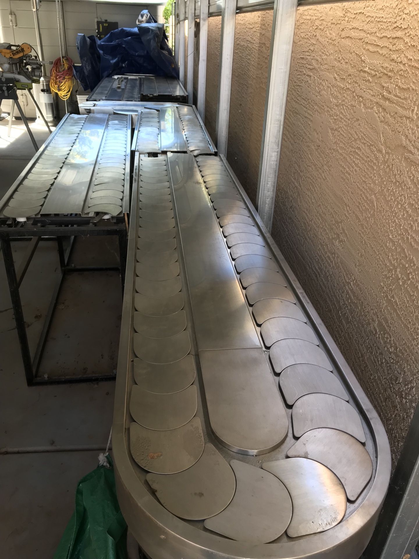 Conveyor Belt Rotating Japanese Sushi Bar System for Sale in Gilbert