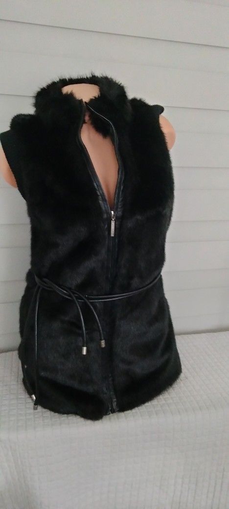 Black faux fur long zip jacket vest XS new with tags