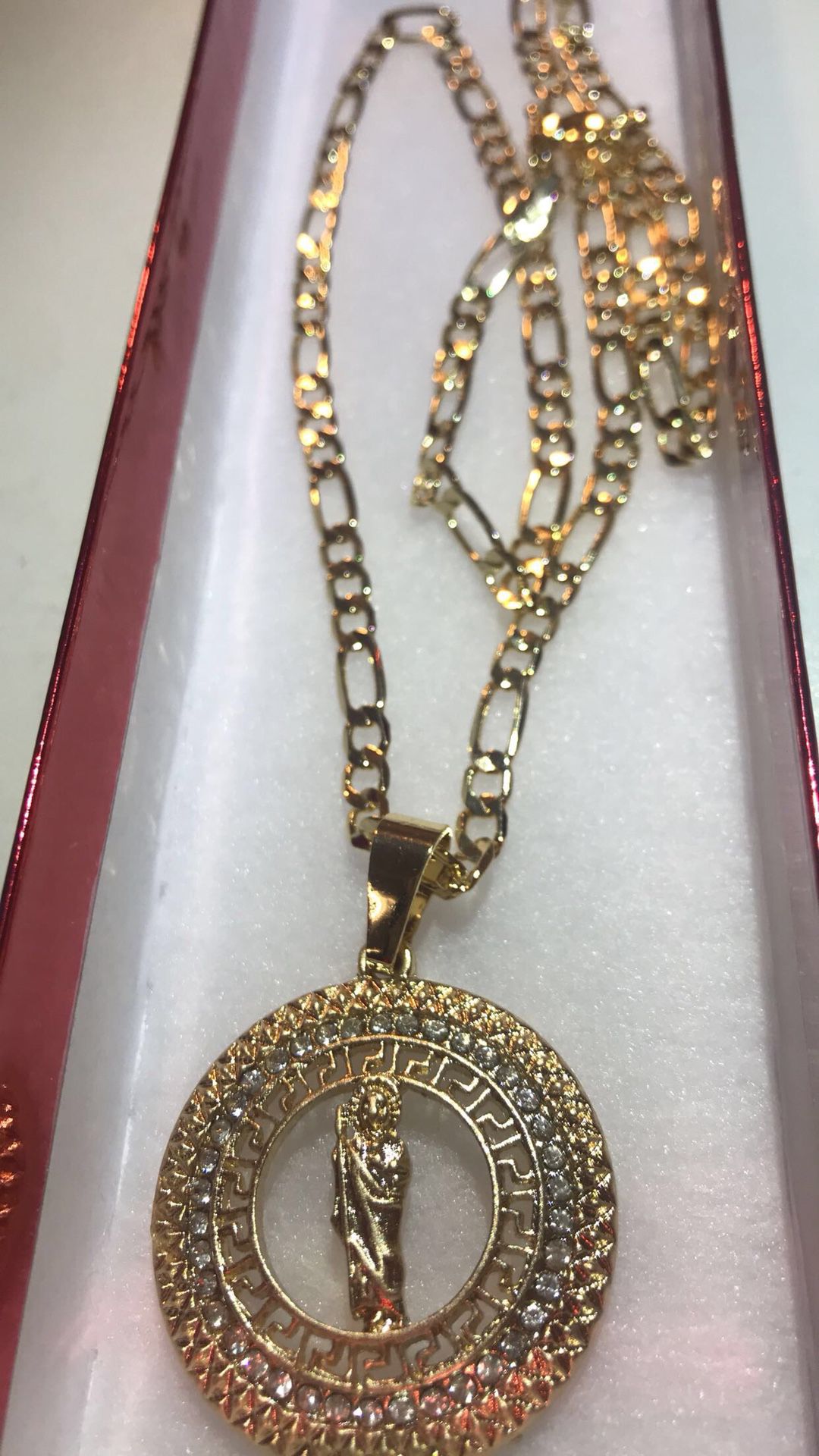 Nice chain with saint Jude pendant