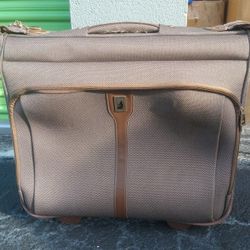 Vintage London Fog Cambridge Soft Side Rolling 44" Garment Bag Suitcase $150