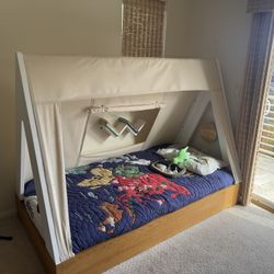 Twin Sized  Beds $100 Each Or Best Offer !!! Need To Sell Fast 