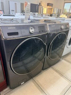 Samsung front load washer and gas dryer set
