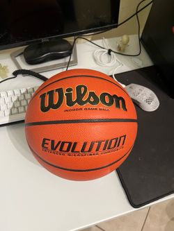 Wilson Evolution Indoor Basketball - Excellent Condition (Official Size 29.5)