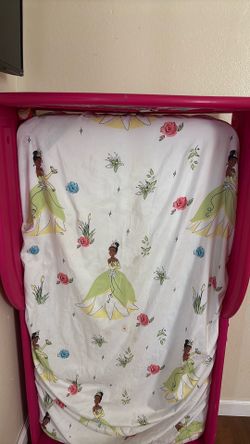 Toddler bed