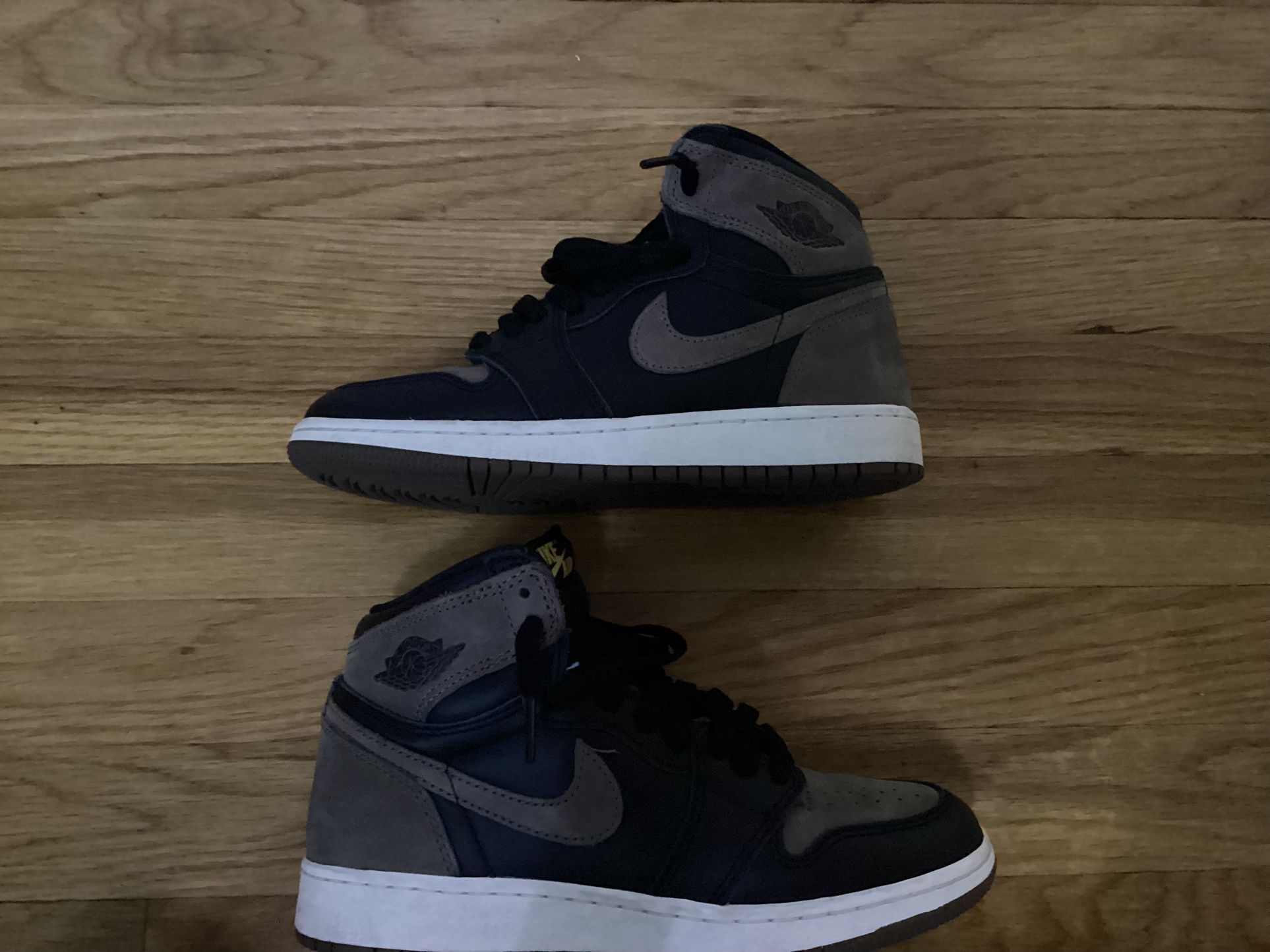 Size 3.5-Air Jordan 1 Retro High OG Palomino