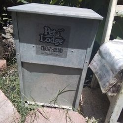 Automatic Animal/ Dog Feeder