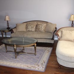 COMPLETE (LIKE NEW) Parlor Set