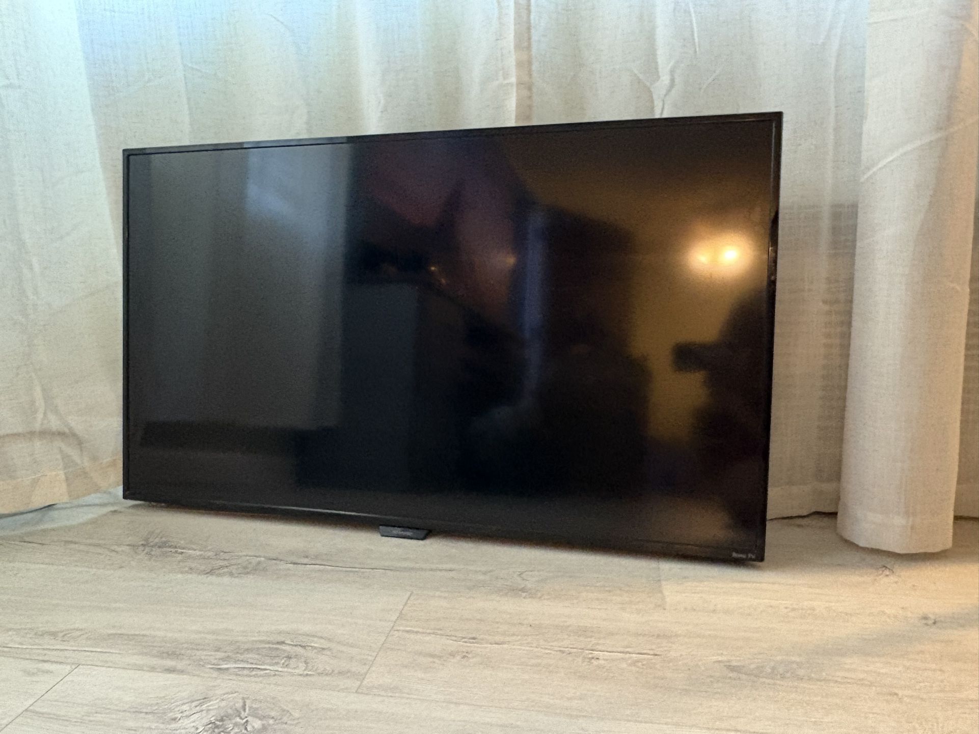 Sharp 43 inch Smart Roku TV Works Great Must Go