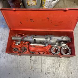 Ridgid Power Drive Pipe Threader Kit with 2 50ft extension cords