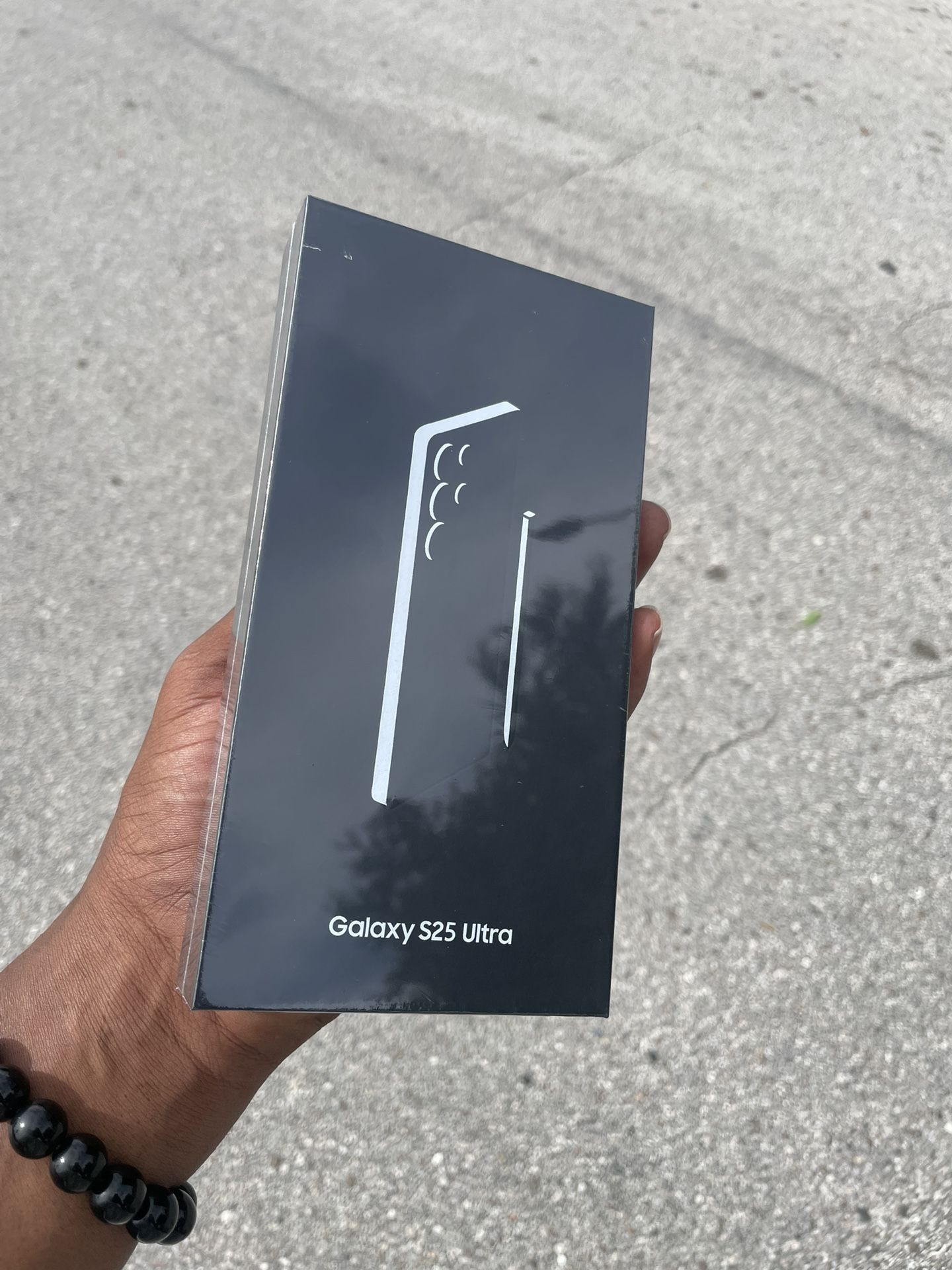 Sealed BRAND NEW Samsung Galaxy S25 Ultra 1TB OBO