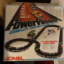 2  Complete Lionel Slot Car Tracks And 14 Cars