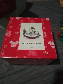 Vintage Holiday Disney Mickey And Minnies Tree Farm Ice Skating Musical NIB NEW