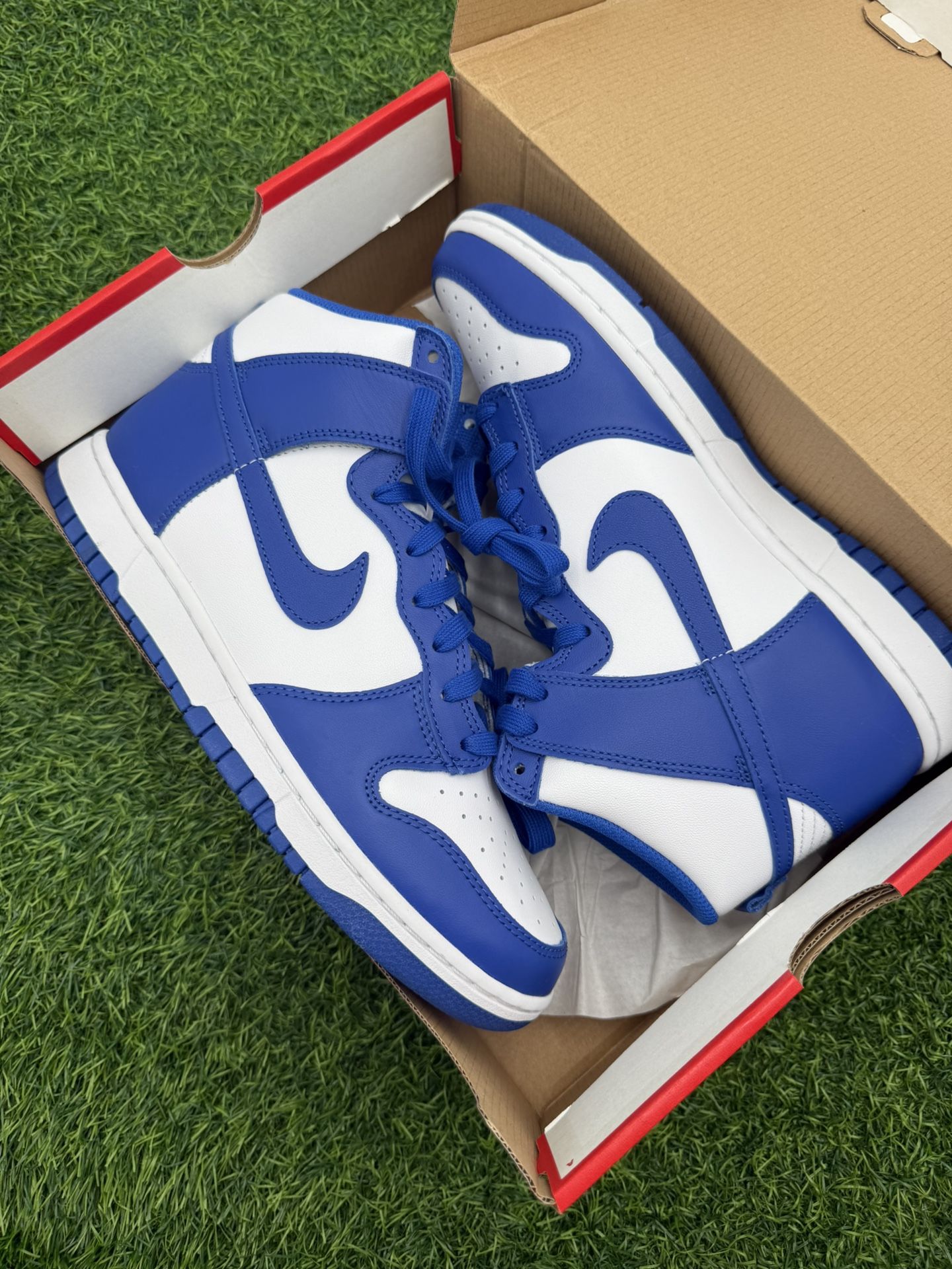 New Nike Dunk High “Kentucky” Size 9.5