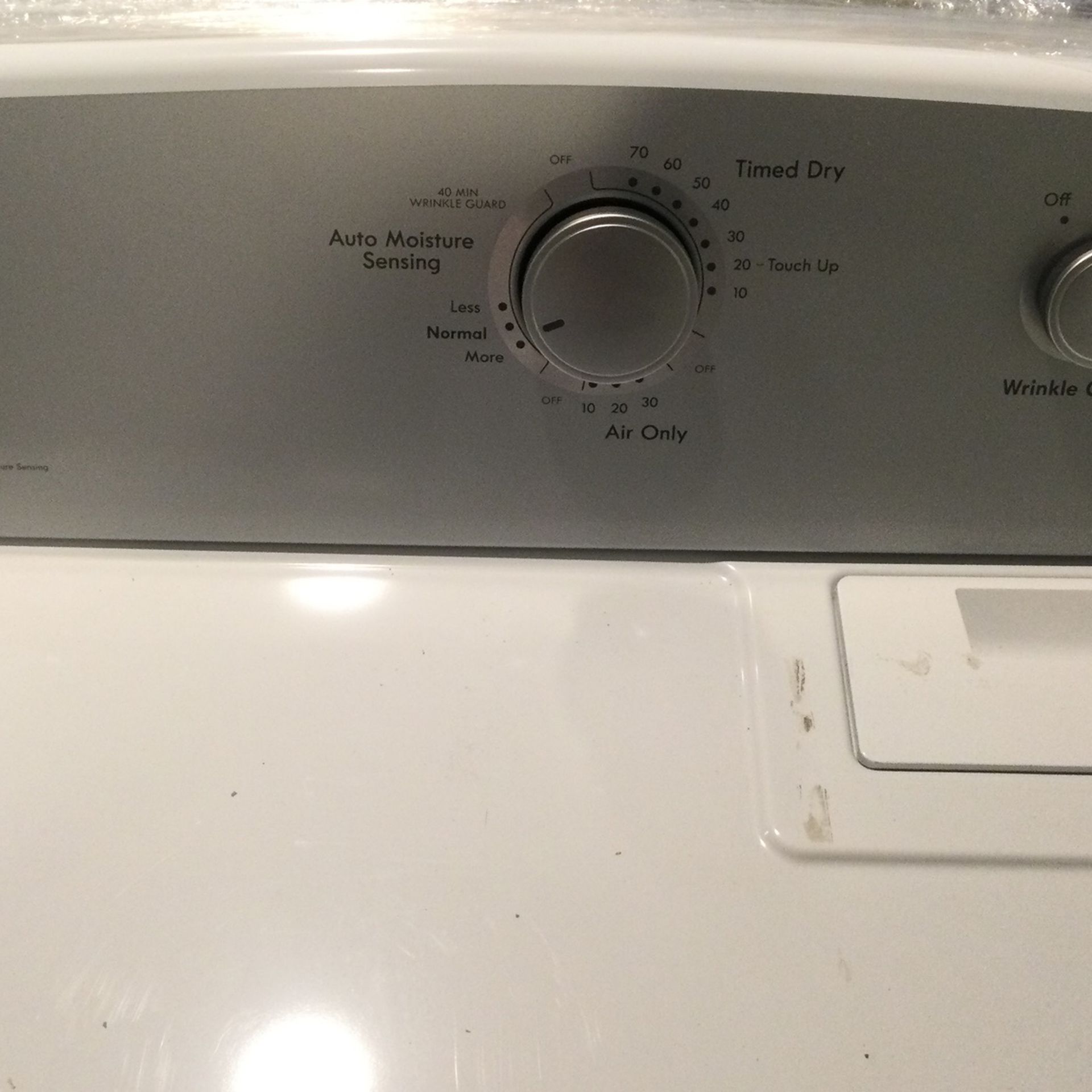 Kenmore Series 500 Dryer.  Brand New Never Used.   Natural Gas.