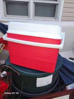 Cooler, Rubbermaid brand