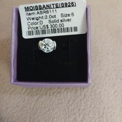 Moisonite 2ct.Ring Size 6