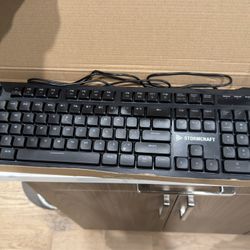 USB / Stormcraft LED Gaming Keyboard