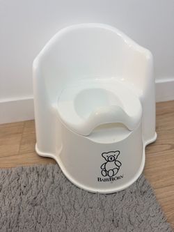 BabyBjörn White Toddler Potty Chair